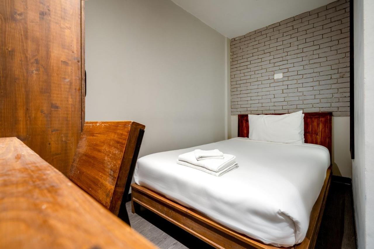 Go Inn V สุขุมวิท 20 Bangkok Extérieur photo